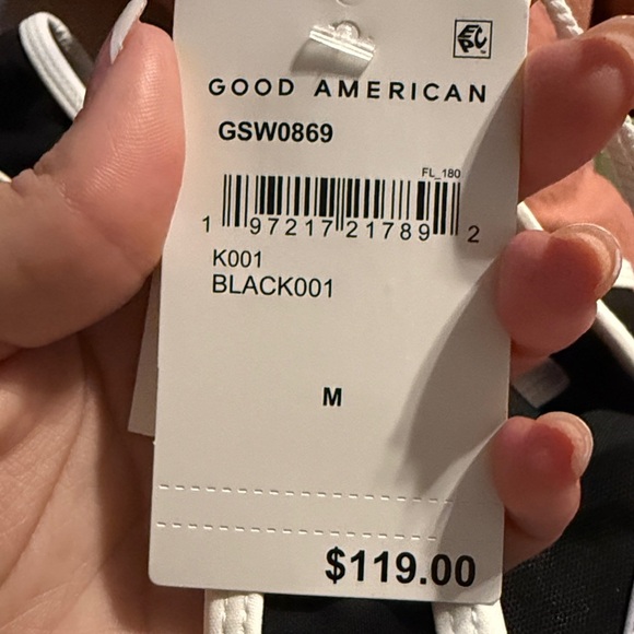 NWT- Good American Varsity Lay Out One Piece - Picture 6 of 7